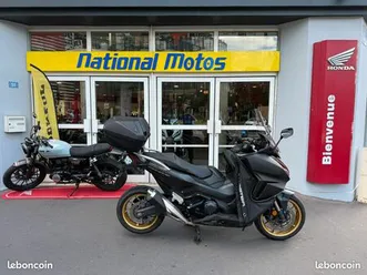 honda forza 750 a2 - 12 100 km - 04/2024