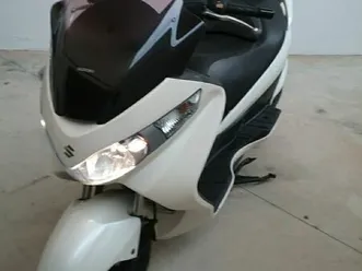 burgman-suzuki-executive-125