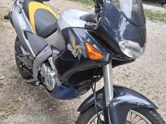 aprilia pegaso 650