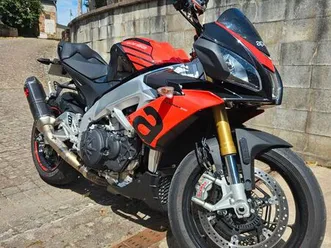 aprilia tuono 1100 v4 rr