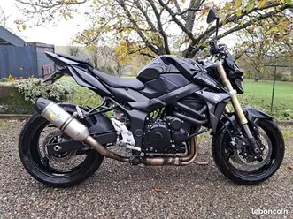 moto suzuki gsr 750 inazuma