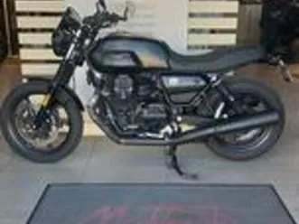 moto guzzi v7 stone