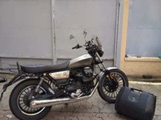 moto guzzi v9 roamer