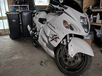 suzuki gsx 1300 r hayabusa