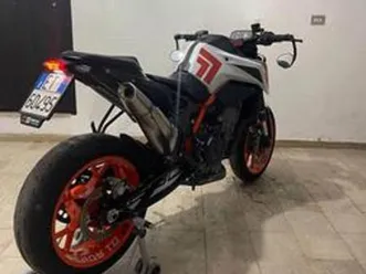 ktm duke 890r