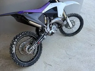 125 yz