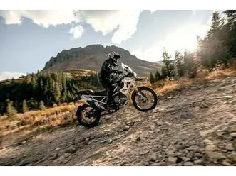 triumph tiger 1200 rally pro 2025 - skladem + kufry zdarma