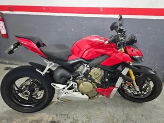 ducati - streetfighter v4s