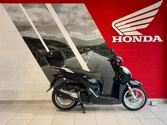 ② honda sh300i (année de construction 2020)