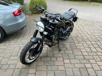 husqvarna svartpilen 401