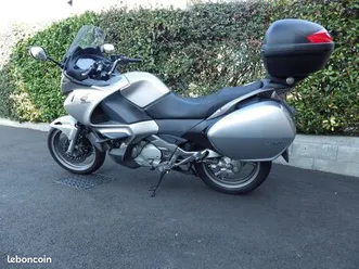 moto honda deauville