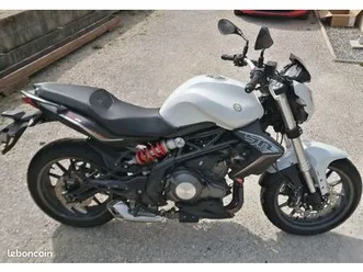 moto benelli bn 302