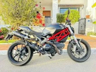 ducati - monster 796