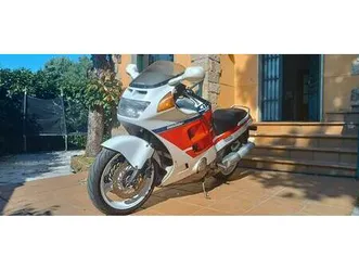 honda - cbr 1000 f . sc 24.