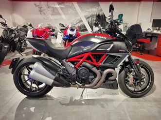 diavel 1200 carbon