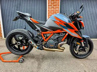 ktm 1290 super duke r naked petrol manual x-ring euro 4 (179 ps) 1301 cc