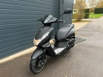 peugeot kisbee roller