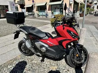 honda x-adv specia edition 750 rosso