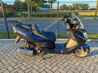 daelim freewing 125 s2 sq125 s2 roller + helm...