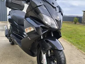 gilera nexus 250 cm3 odlično stanje, 2007 god.