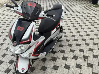 gilera runner sp 50 cm3, 2009 god.