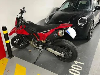 ducati hypermotard 698 mono mit termignoni & dqs