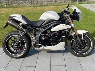 triumph speed triple