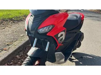 vendo aprilia sr gt 125 sport abs (2022 - 24) usata a beinasco (codice 9880712) - moto.it