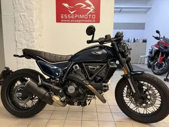 vendo ducati scrambler 800 nightshift (2023 - 25) usata a barlassina (codice 9881589) - moto.it
