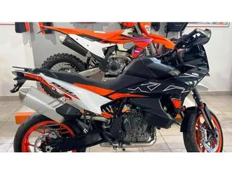 vendo ktm 890 smt (2023 - 26) usata a novara (codice 9863708) - moto.it