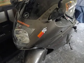 cbr 1100 xx super blackbird