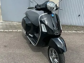 vespa gts 125 abs/ asr/ b196 neuwertig