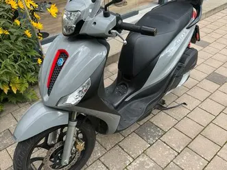 b196 winterpreis roller piaggio medley s 125 koffer windschild