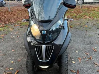 piaggio mp3 400 lt