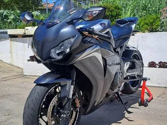 honda cbr 1000 rr espinho