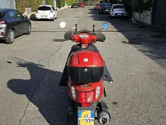 kymco like 200i rosso