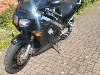 honda vfr 750 f rc 36