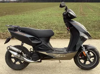 cpi aragon 2-taktroller mit 45km/h papieren am führerschein