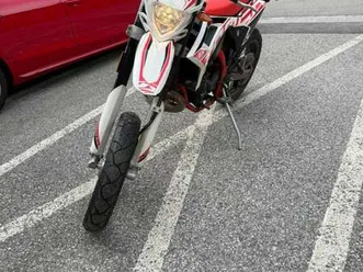 beta rr 50 track factory