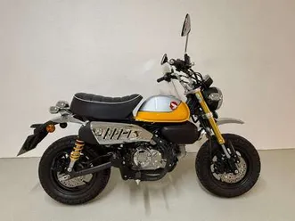 wie neu - keine gebrauchsspuren bei 660km...