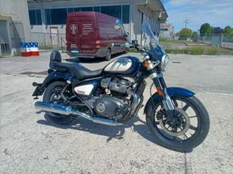 royal enfield super meteor celestial