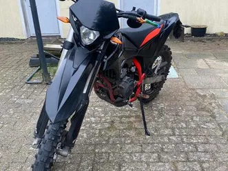 beta rr 125 cc enduro – gepflegtes bike mit zubehörpaket