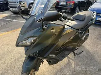 yamaha tmax 560 tech