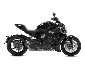 2025 ducati diavel v4 black