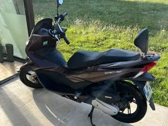 honda pcx 125