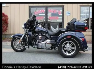 2012 harley-davidson tri glide® ultra classic® three-wheel touring