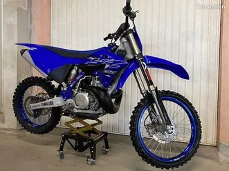 250 yz yamaha 2t
