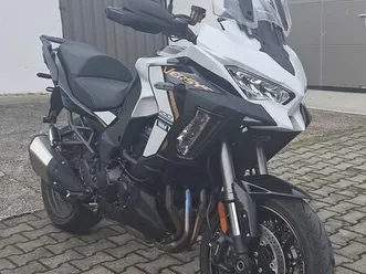 kawasaki versys 1100 se tourer inkl. koffer, garan. 04/29