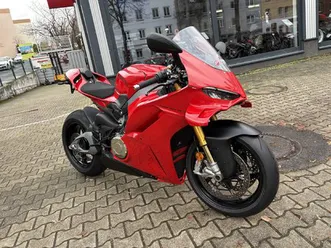 ducati panigale v4 s