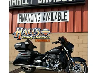 2016 harley-davidson® cvo™ street glide® carbon crystal with phantom flames